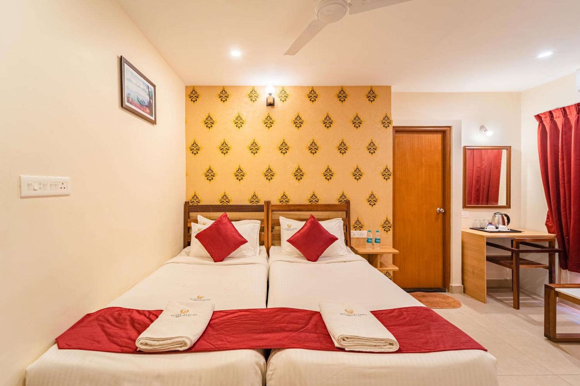 Hotel VI Park - City Centre Pondicherry Ngoại thất bức ảnh
