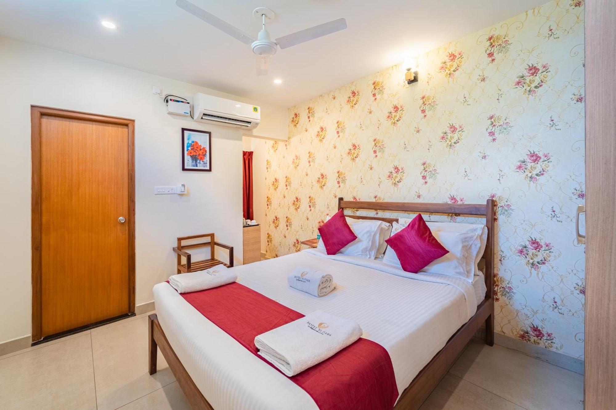 Hotel VI Park - City Centre Pondicherry Ngoại thất bức ảnh