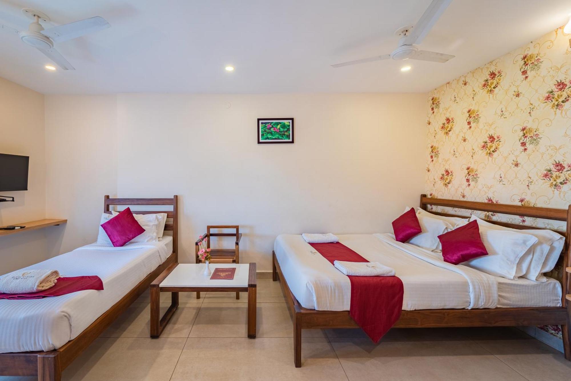 Hotel VI Park - City Centre Pondicherry Ngoại thất bức ảnh