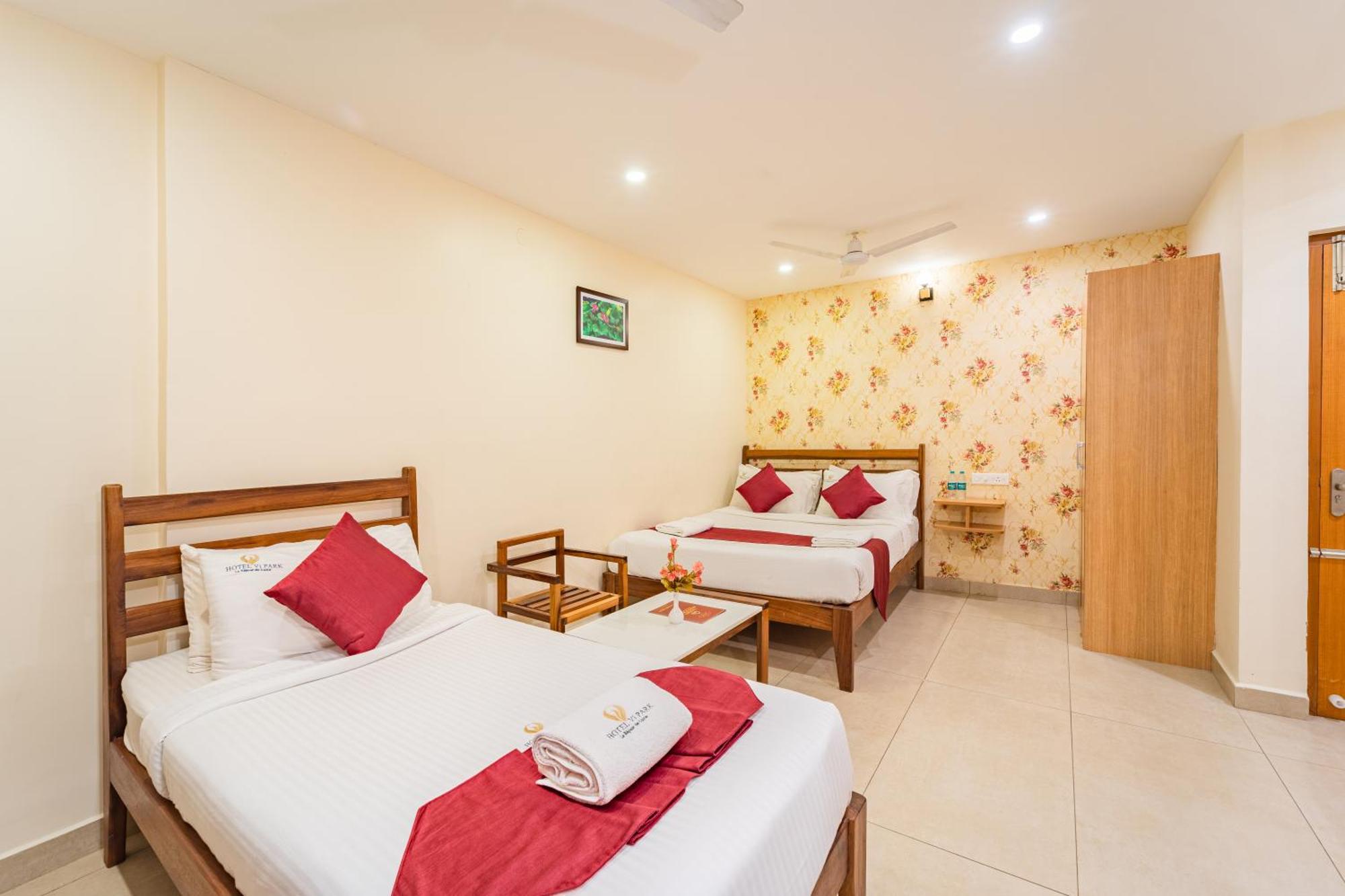 Hotel VI Park - City Centre Pondicherry Ngoại thất bức ảnh