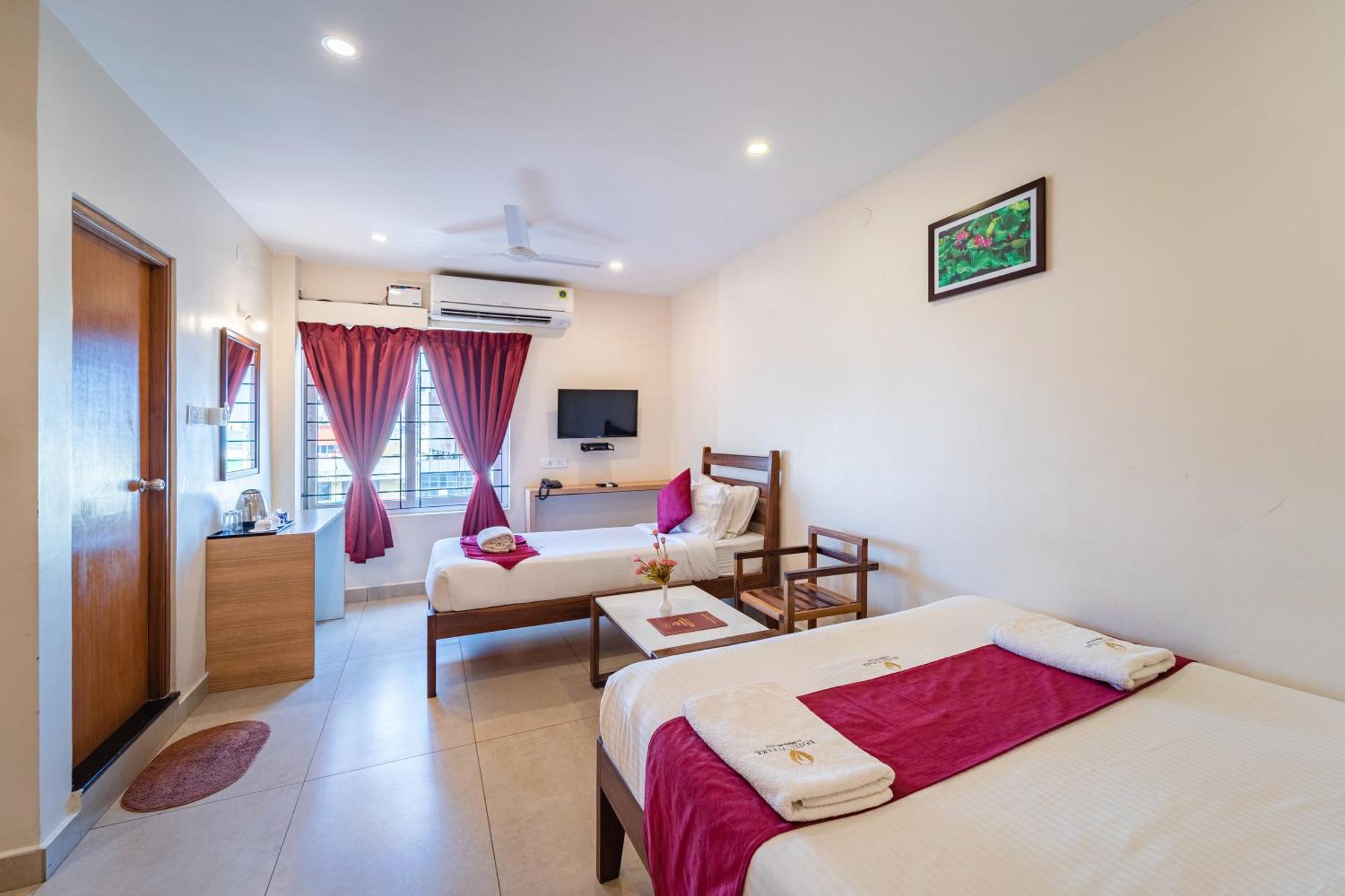 Hotel VI Park - City Centre Pondicherry Ngoại thất bức ảnh