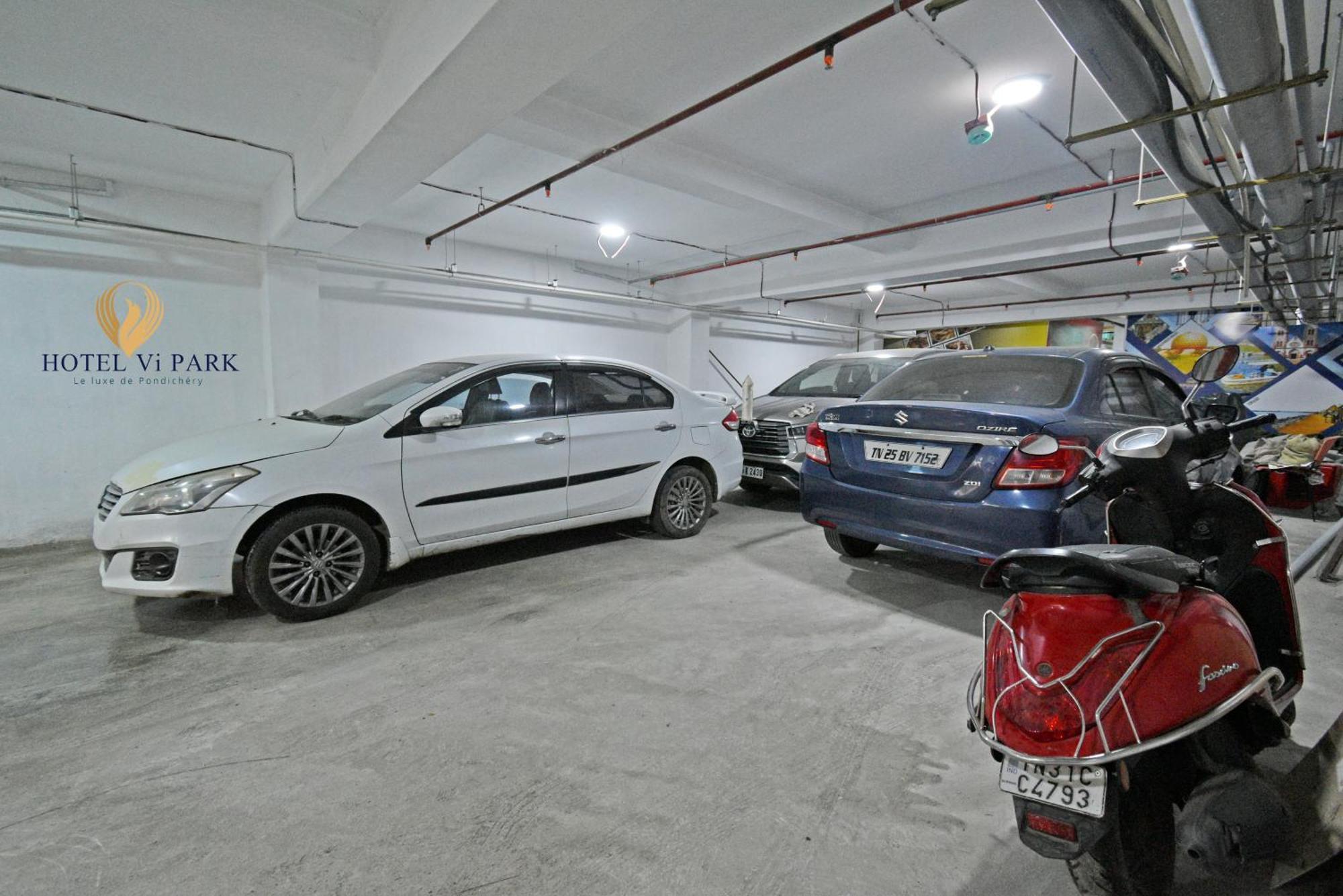 Hotel VI Park - City Centre Pondicherry Ngoại thất bức ảnh