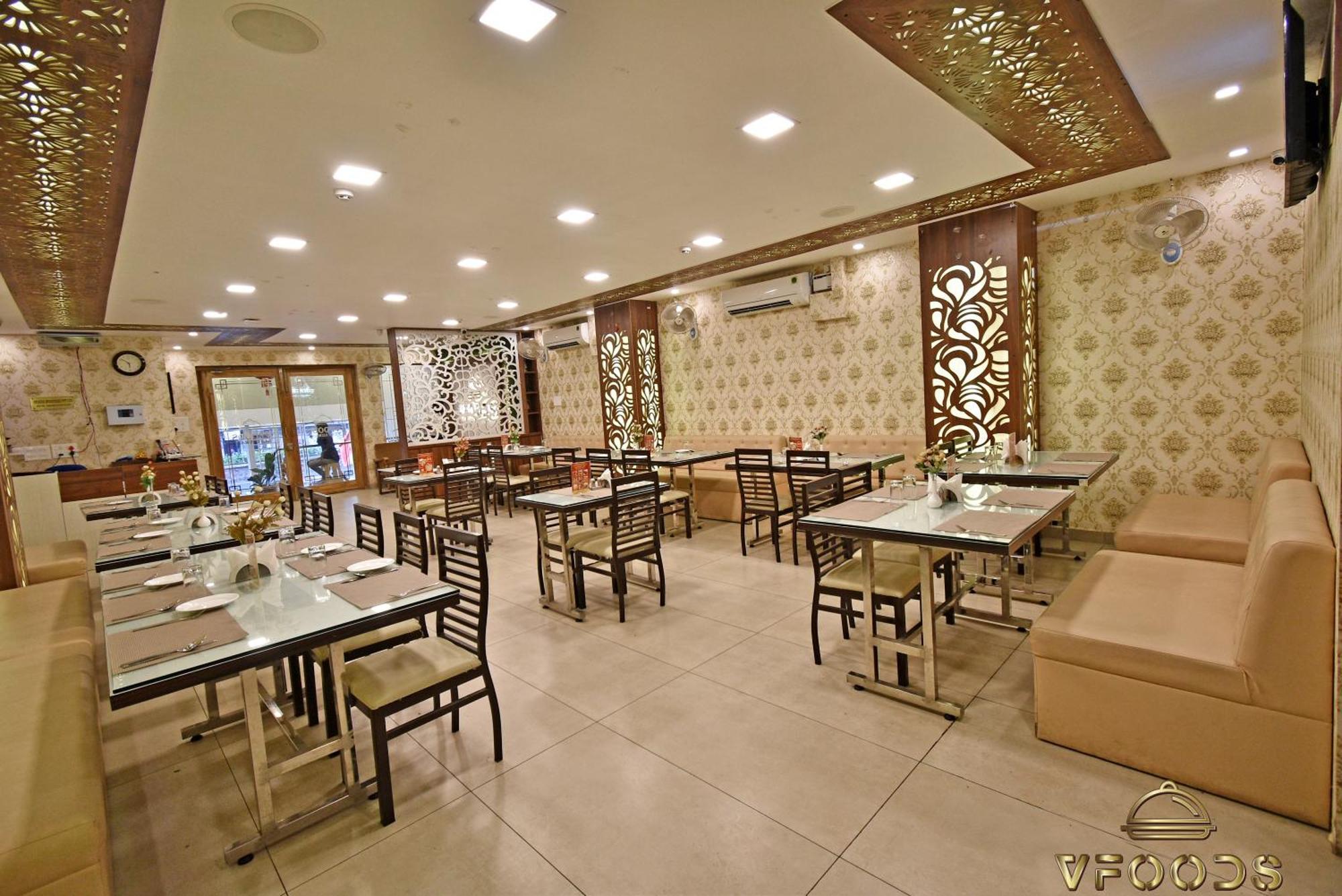 Hotel VI Park - City Centre Pondicherry Ngoại thất bức ảnh