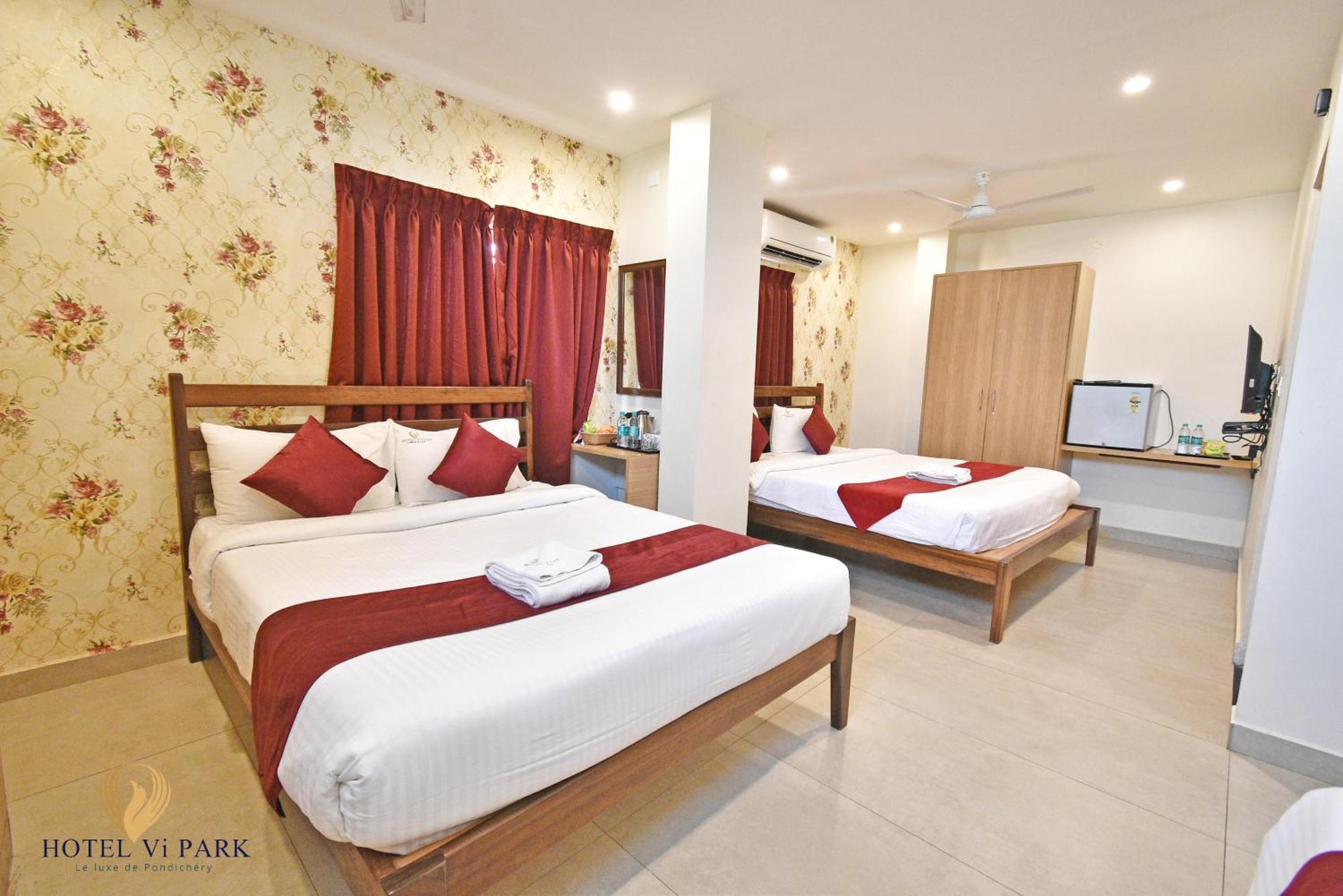 Hotel VI Park - City Centre Pondicherry Ngoại thất bức ảnh